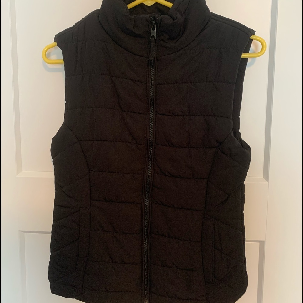 Small black vest from Aeropostale
